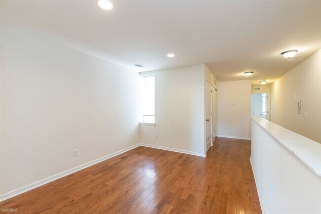 Foto del edificio - 4 br, 2 bath Duplex - 1822 WILLINGTON ST U...