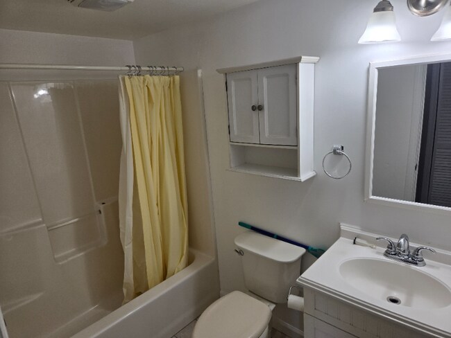 Foto del edificio - 40 N Main St