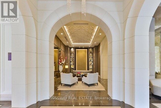 Building Photo - 300 Randall St