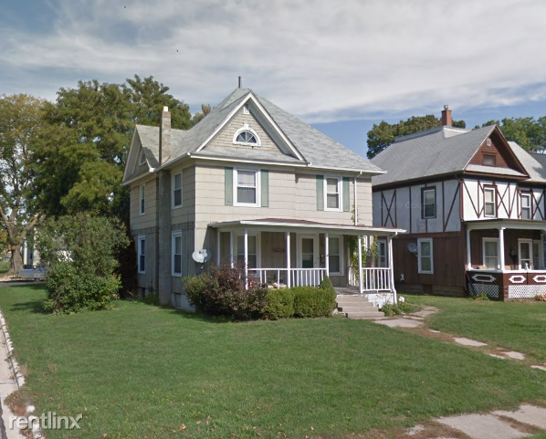 Primary Photo - 4 br, 2 bath House - 310 W 10th St B Unit B