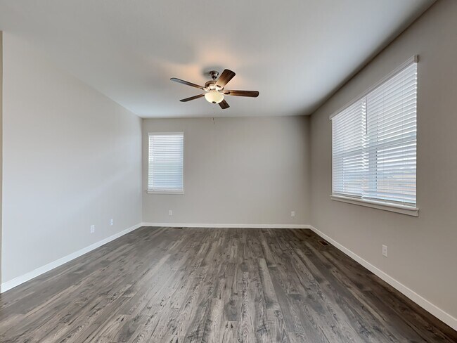Building Photo - 10249 Castor Dr