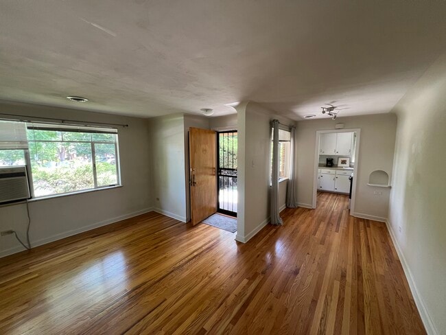 Foto del edificio - 3738 E 6th Ave