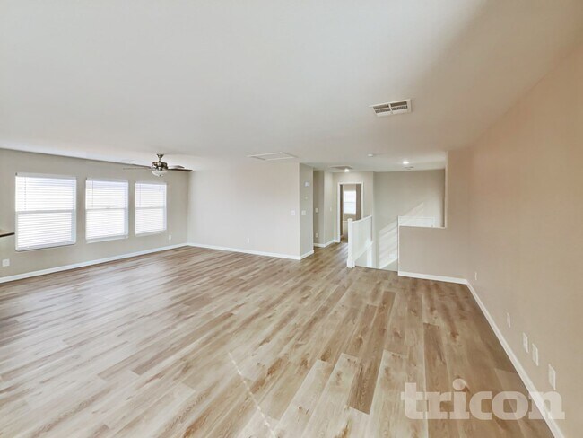 Building Photo - 8737 Dodds Canyon St