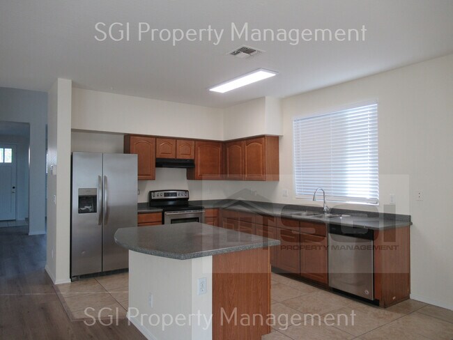 Foto del edificio - 3123 W Pleasant Ln