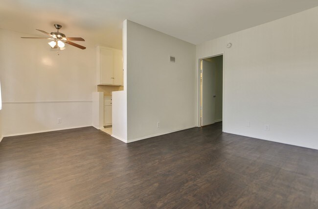 Foto del edificio - 2850 S Sepulveda Blvd