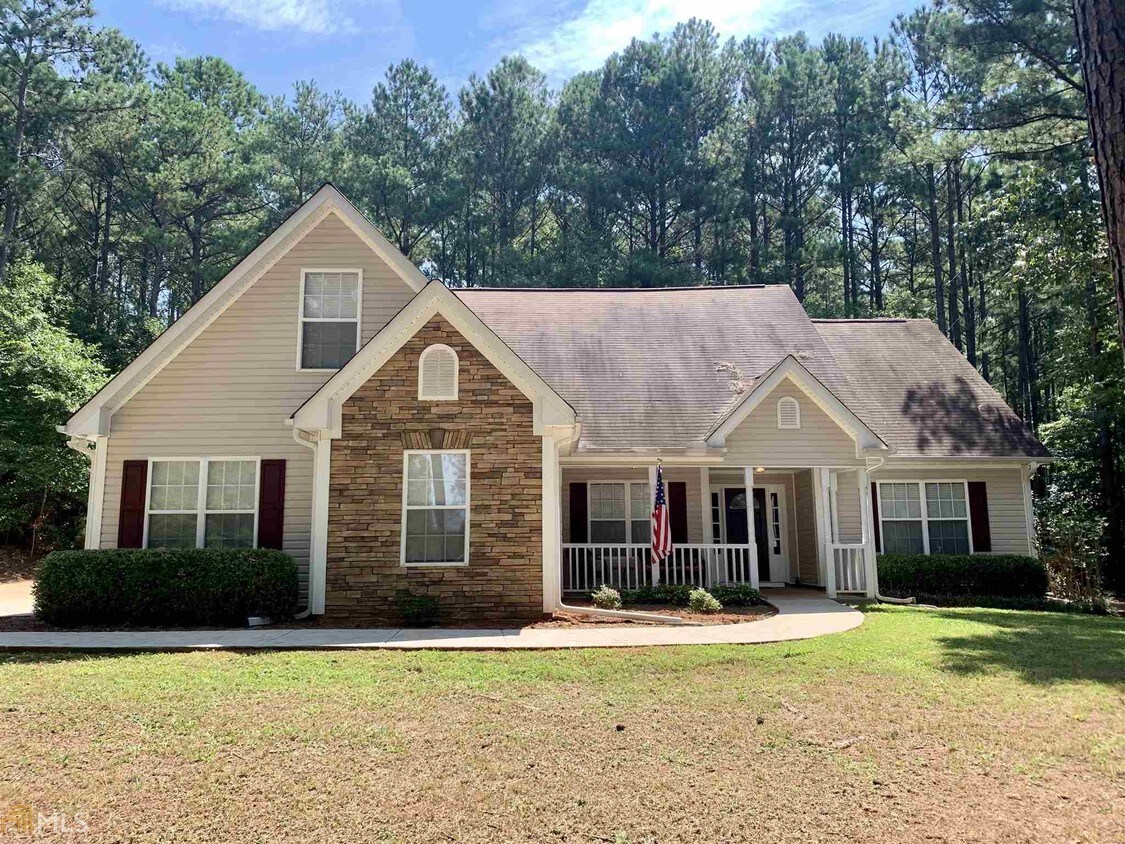 203 Kingsbrooke Cir, Palmetto, GA 30268 House for Rent in Palmetto