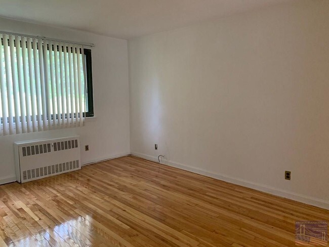 Foto del edificio - 130 Virginia Rd