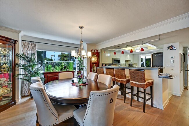 Foto del edificio - 4821 S Landings Dr