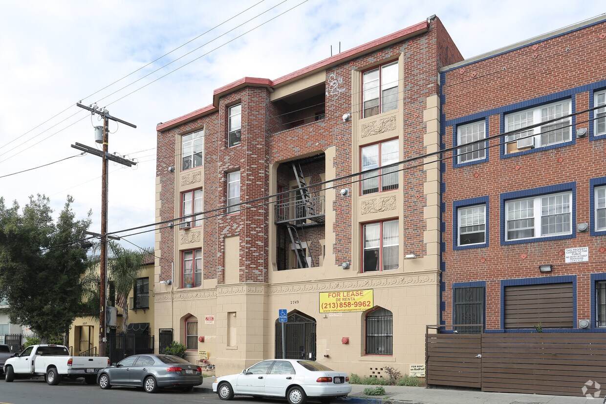 2749 San Marino St, Los Angeles, CA 90006 Apartments Los