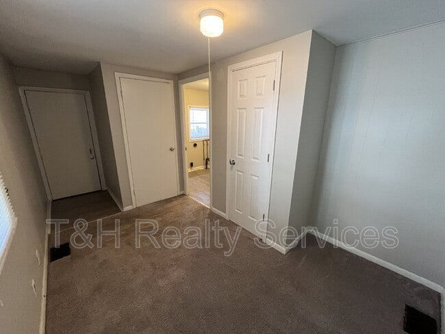 Building Photo - 4069 Graceland Ave