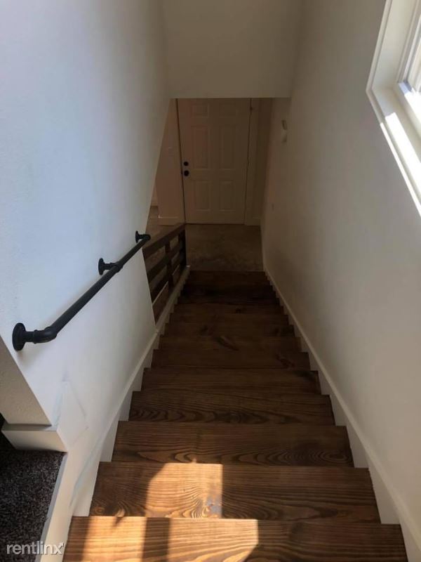 Foto del edificio - 2 br, 1.5 bath House - 726 Southwest Dr