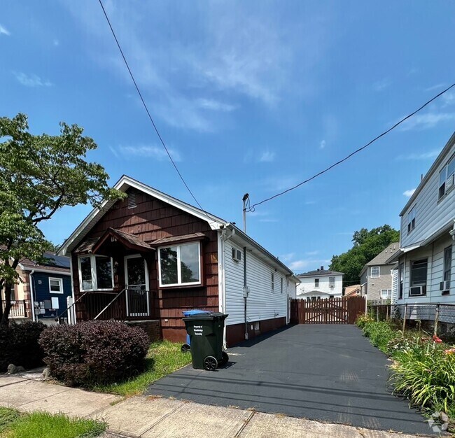 Basement Apartments for Rent in Iselin NJ 2 Rentals