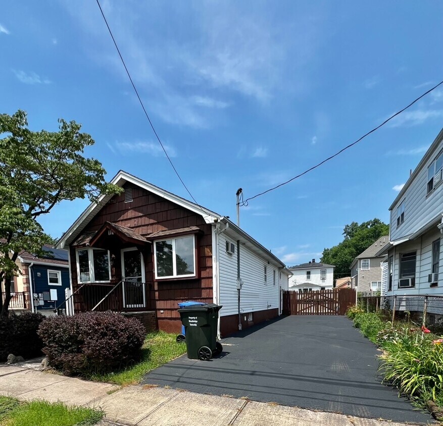 116 Fiat Ave, Iselin, NJ 08830 House Rental in Iselin, NJ