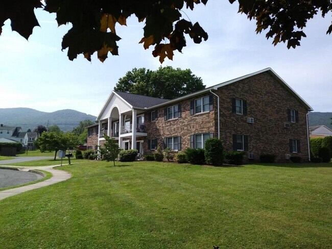 380 Girio Terrace Apartment for Rent in South