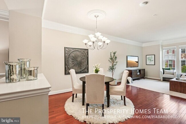 Foto del edificio - 9384 Rock Ripple Ln