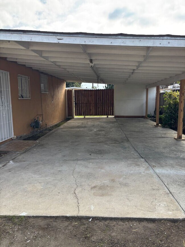 Foto del edificio - Spacious 3 bedroom available now!