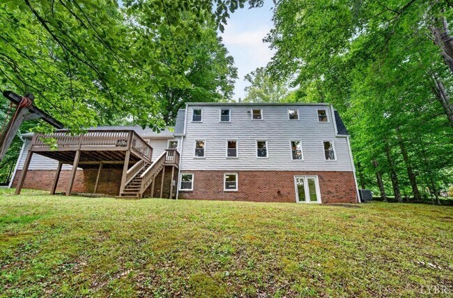 Foto del edificio - 275 Fox Hill Rd