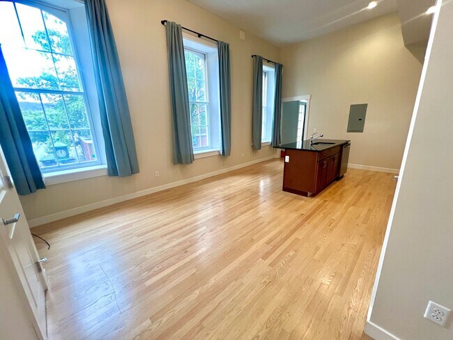 Foto del edificio - Putnam Block Hotel - One Bedroom Apartment...