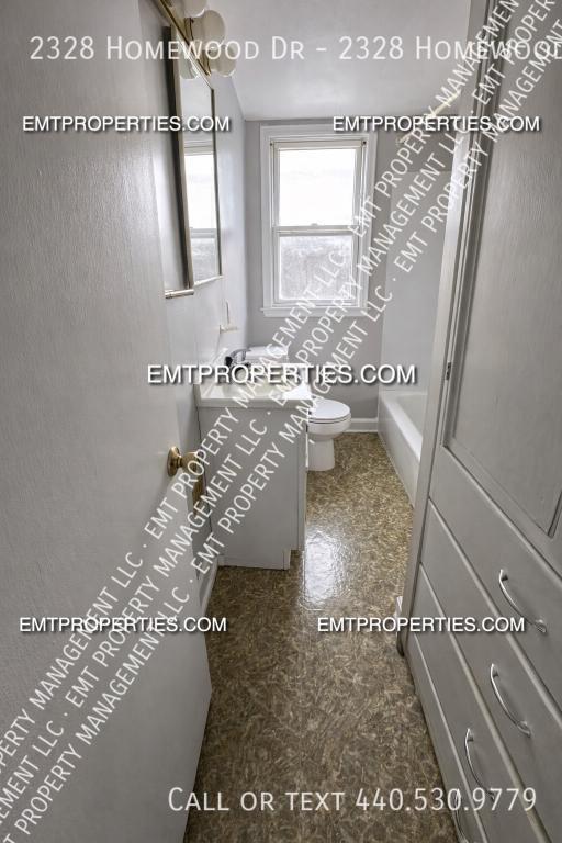 Foto del edificio - 2328 Homewood Dr