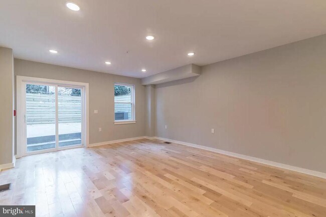 Building Photo - 1514 N 26th St