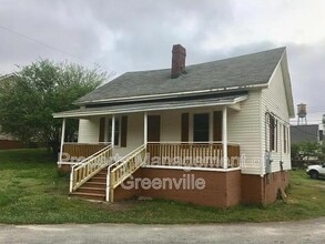 Building Photo - 420 West Ave