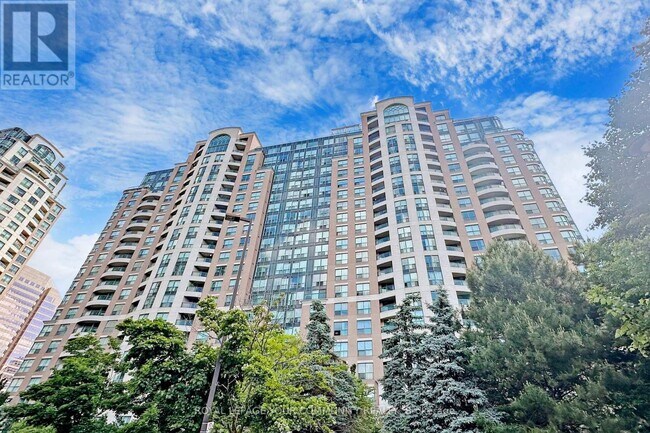 Building Photo - 23-1223 Lorraine Dr