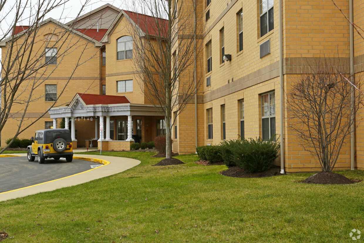 Building Photo - AHEPA 156 Senior Apartments