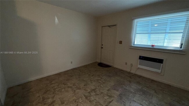 Foto del edificio - 2400 SW 42nd Ave