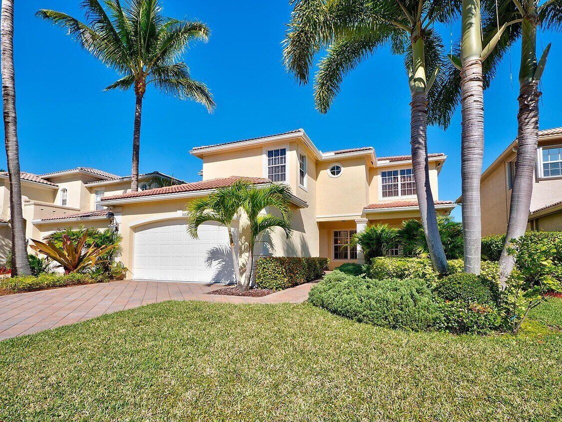 Foto principal - 8859 Hidden Acres Dr