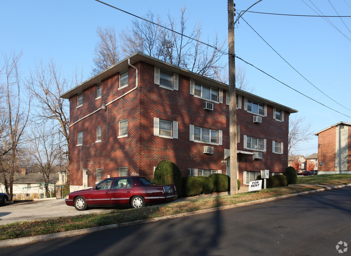 Building Photo - 2610 W 42nd Ave