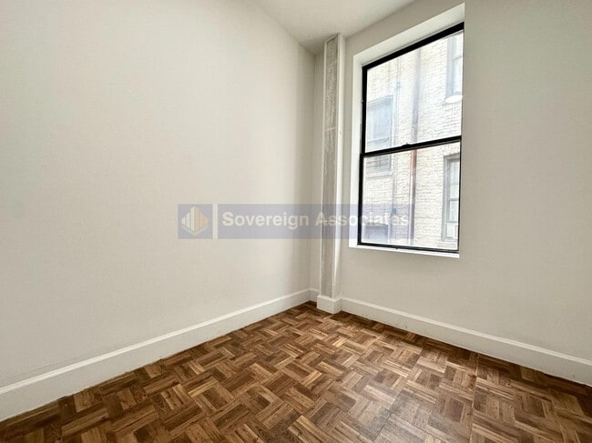 Building Photo - 529 W 151st St