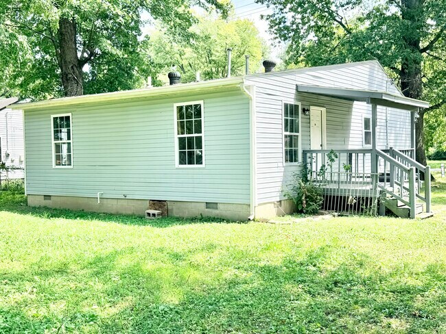 Foto del edificio - 6610 Elmwood Ave