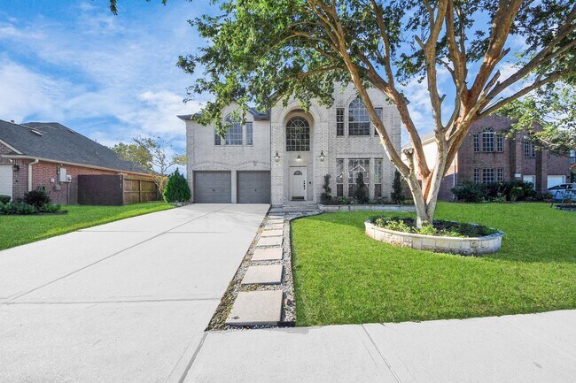 Building Photo - 811 Childers Ct