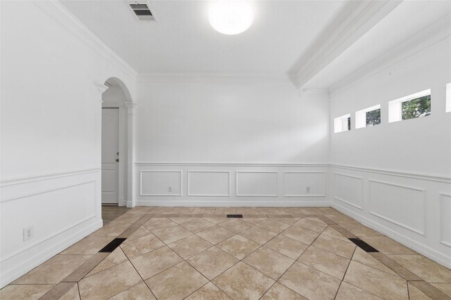 Building Photo - 11311 Hazen St