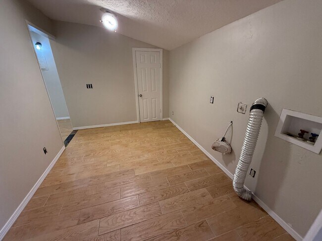 Foto del edificio - Charming 3 bedroom home in Apple Valley- H...