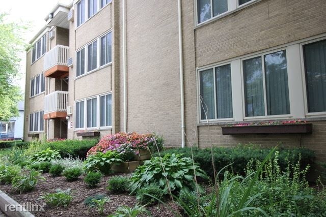 Building Photo - 125 Perrin St