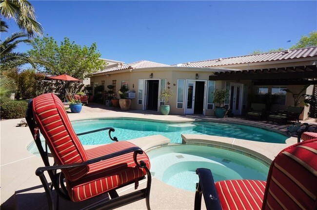 Building Photo - 1505 Cimarron Ridge Dr