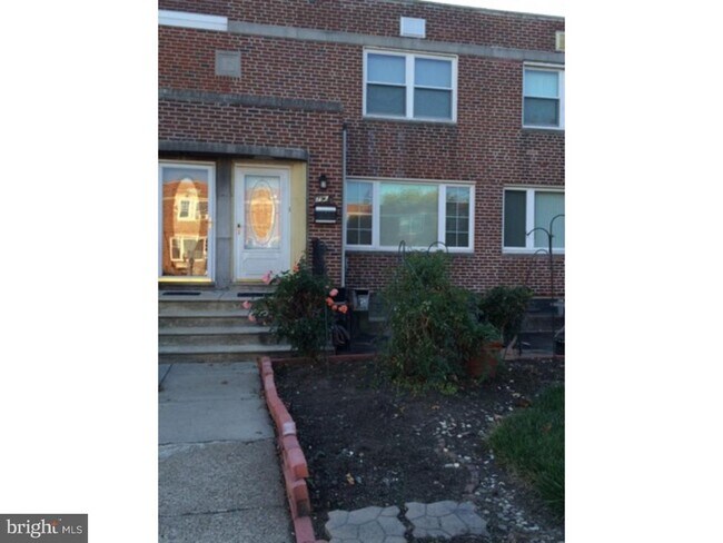 Building Photo - 7962 Gilbert St