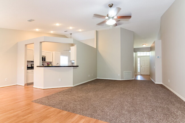 Foto del edificio - 12706 Early Run Ln