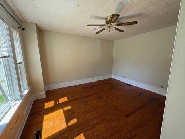 Foto del edificio - 166 Church St