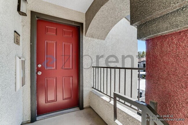 Foto del edificio - 950 Seven Hills Dr