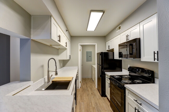 Photo - Club Meridian Apartments