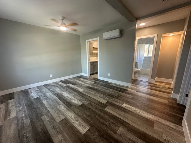 Photo - 1943 West 39th Street Apartment