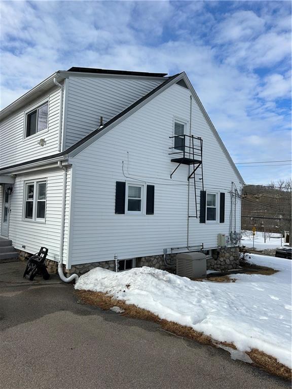 Foto del edificio - 103 Oak St