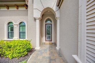 Building Photo - 6255 Brunello Ln