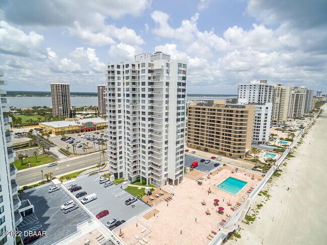 Foto del edificio - 3043 S Atlantic Ave