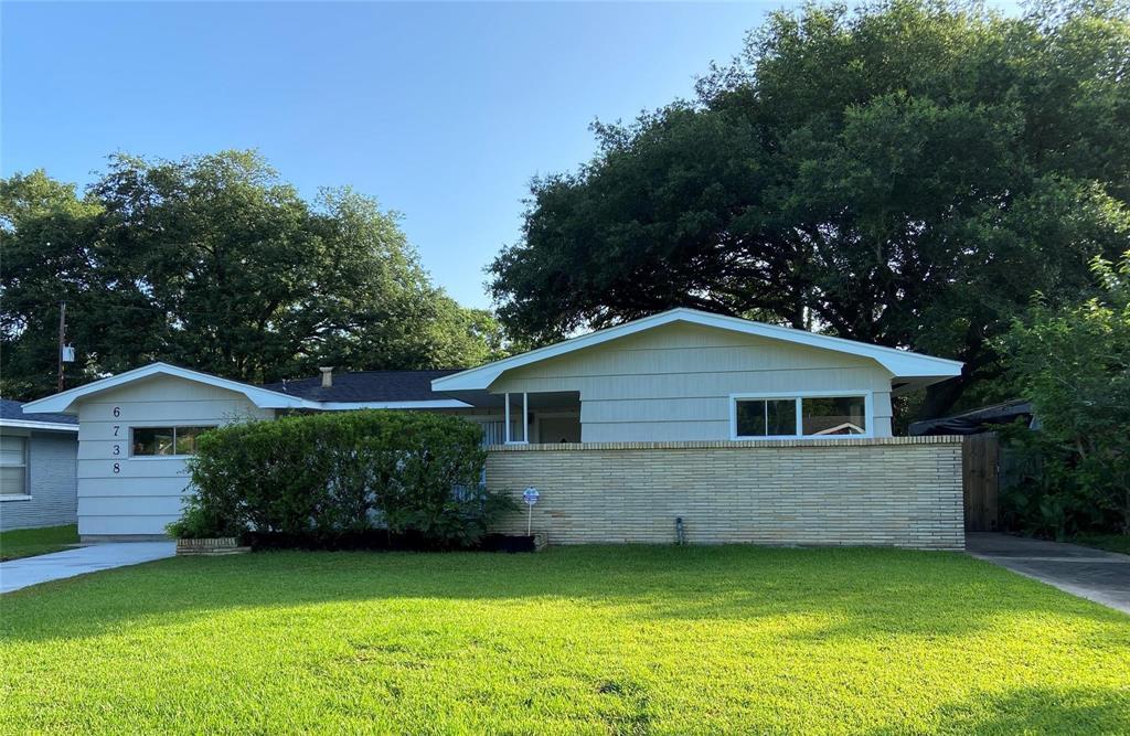 Primary Photo - 6738 Hendon Ln