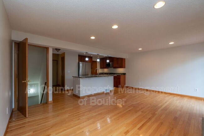 Building Photo - 3917 Paseo Del Prado