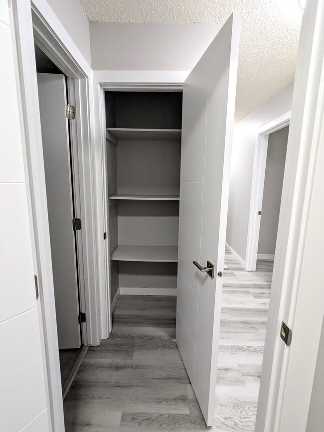 Building Photo - 5203-152 52 St