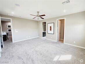 Building Photo - 921 Ariel Heights Ave